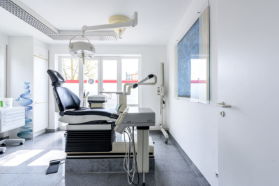 MKG – Zahnarzt Bietigheim-Bissingen – Wagner – Behandlungszimmer MKG - Zahnarzt Bietigheim-Bissingen - Wagner - Behandlungszimmer